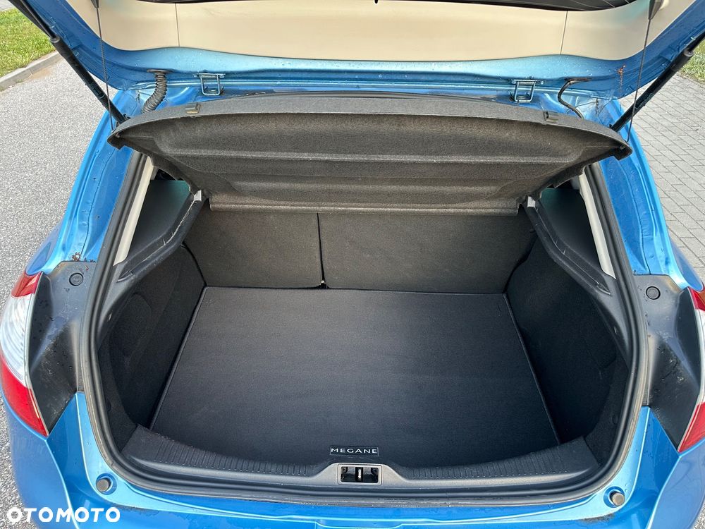 Renault Megane 1.2 16V TCe Energy Bose EU6 - 11
