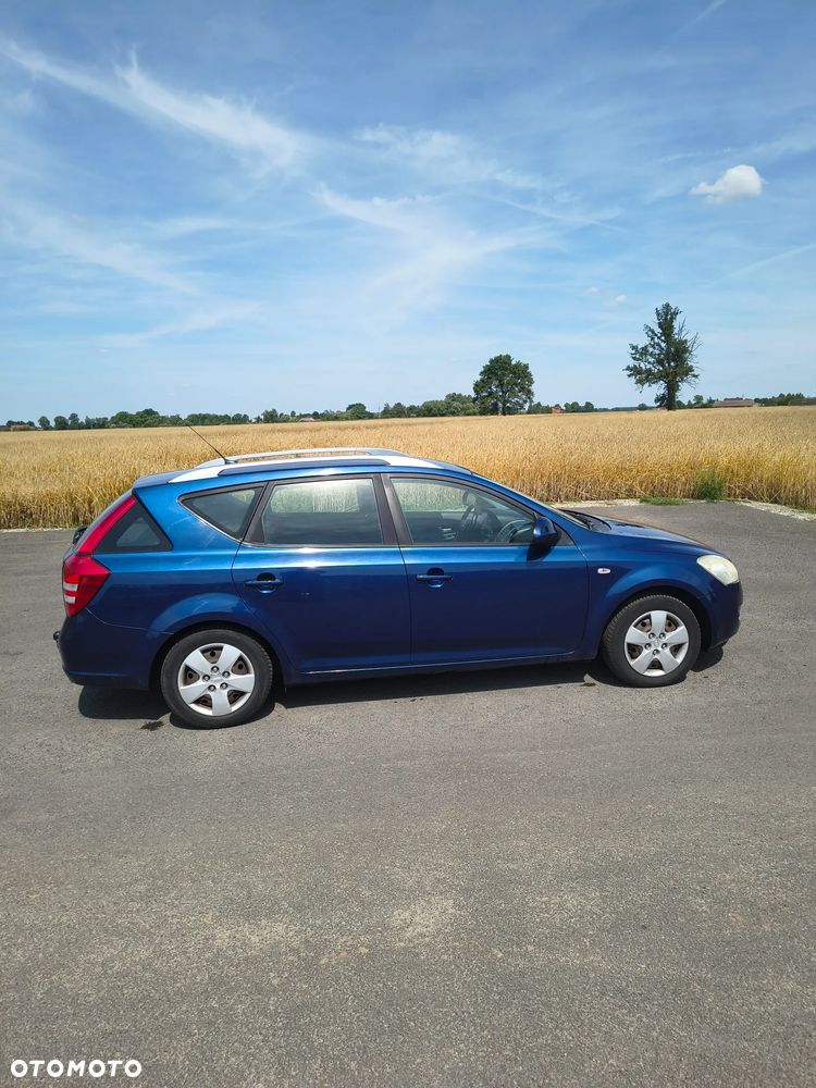 Kia Ceed 1.6 Crdi Comfort + - 8
