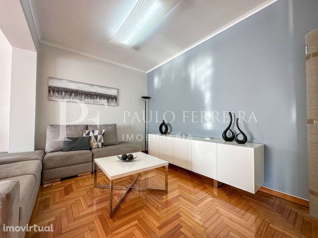 Apartamento T2 mobilado no centro de Famalicão - Grande imagem: 2/15