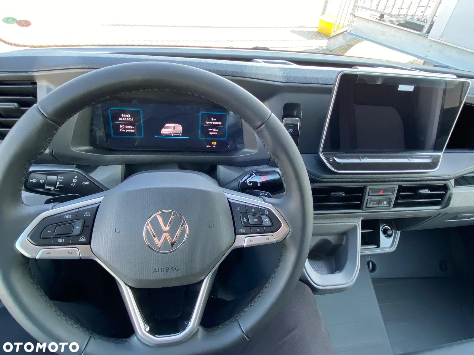 Volkswagen CRAFTER - 16