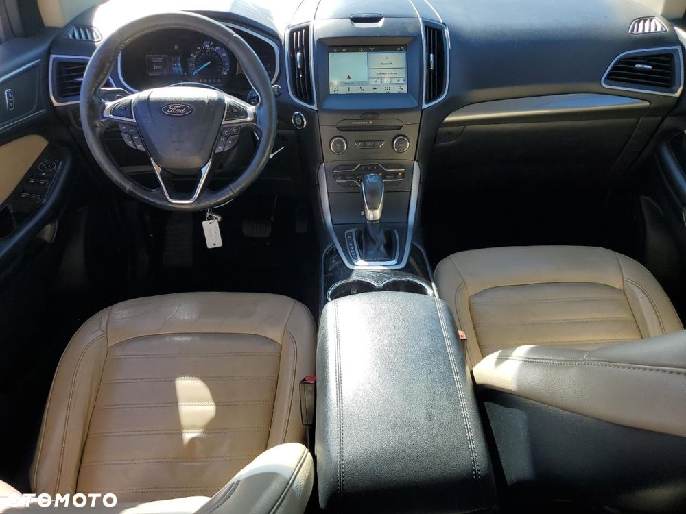 Ford Edge - 17