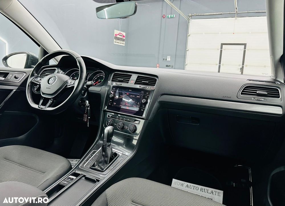 Volkswagen Golf 1.6 TDI SCR DSG Comfortline - 20