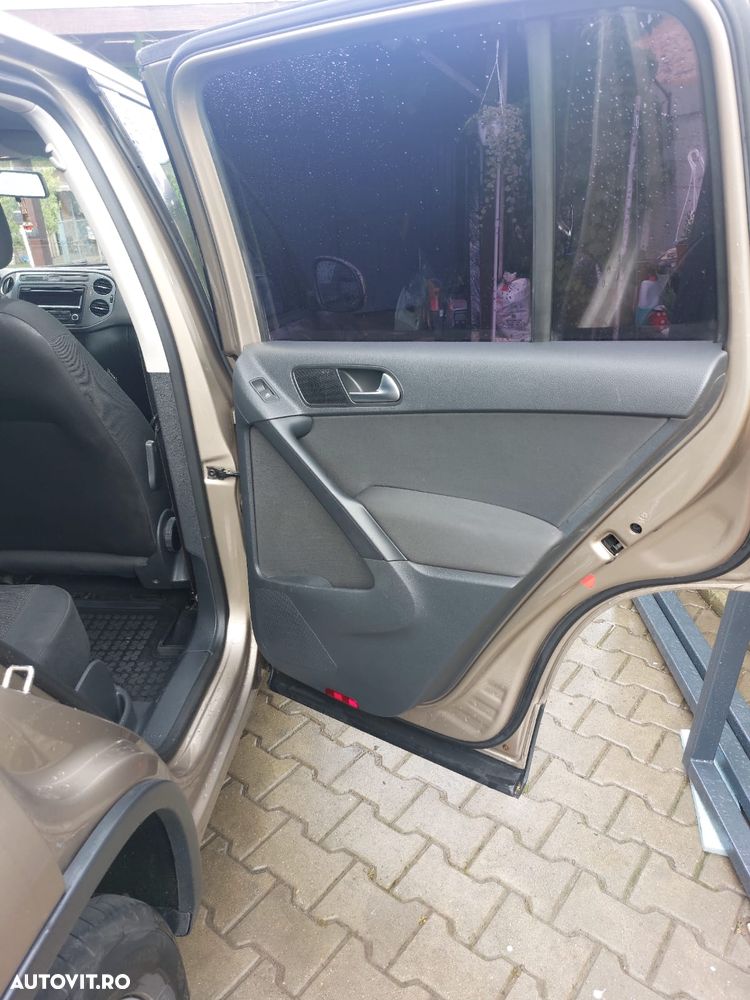 Volkswagen Tiguan - 6