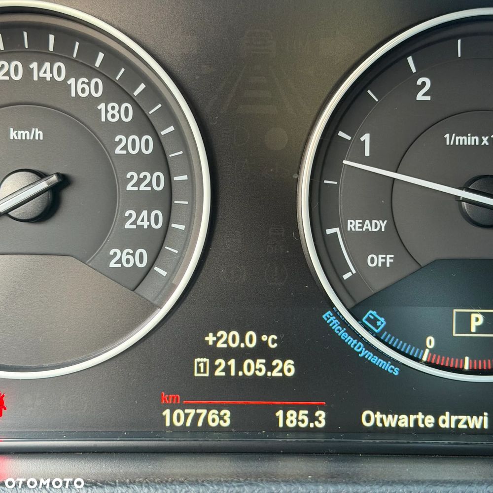 BMW Seria 3 320d xDrive - 6