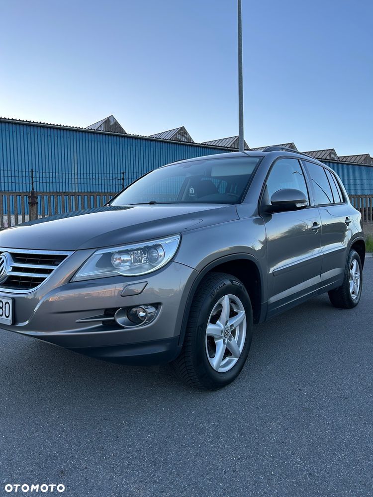 Volkswagen Tiguan 2.0 TDI DPF 4Motion Track & Field - 10