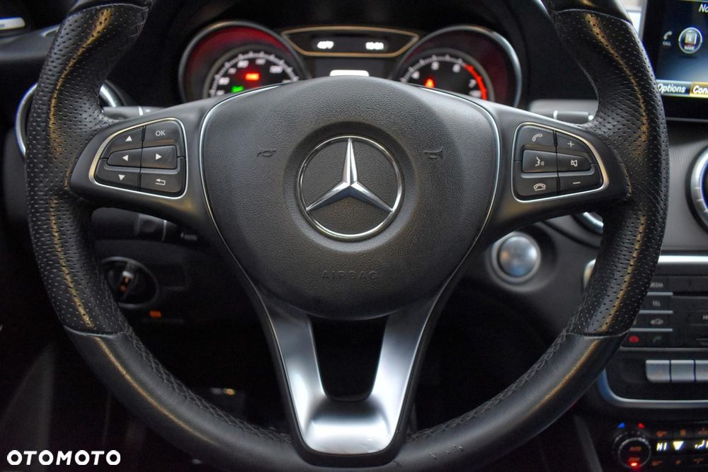 Mercedes-Benz CLA 250 4-Matic Sport - 11