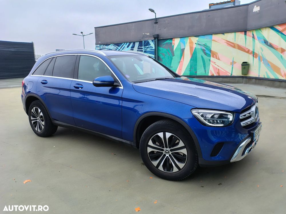 Mercedes-Benz GLC 300 e 4MATIC - 28