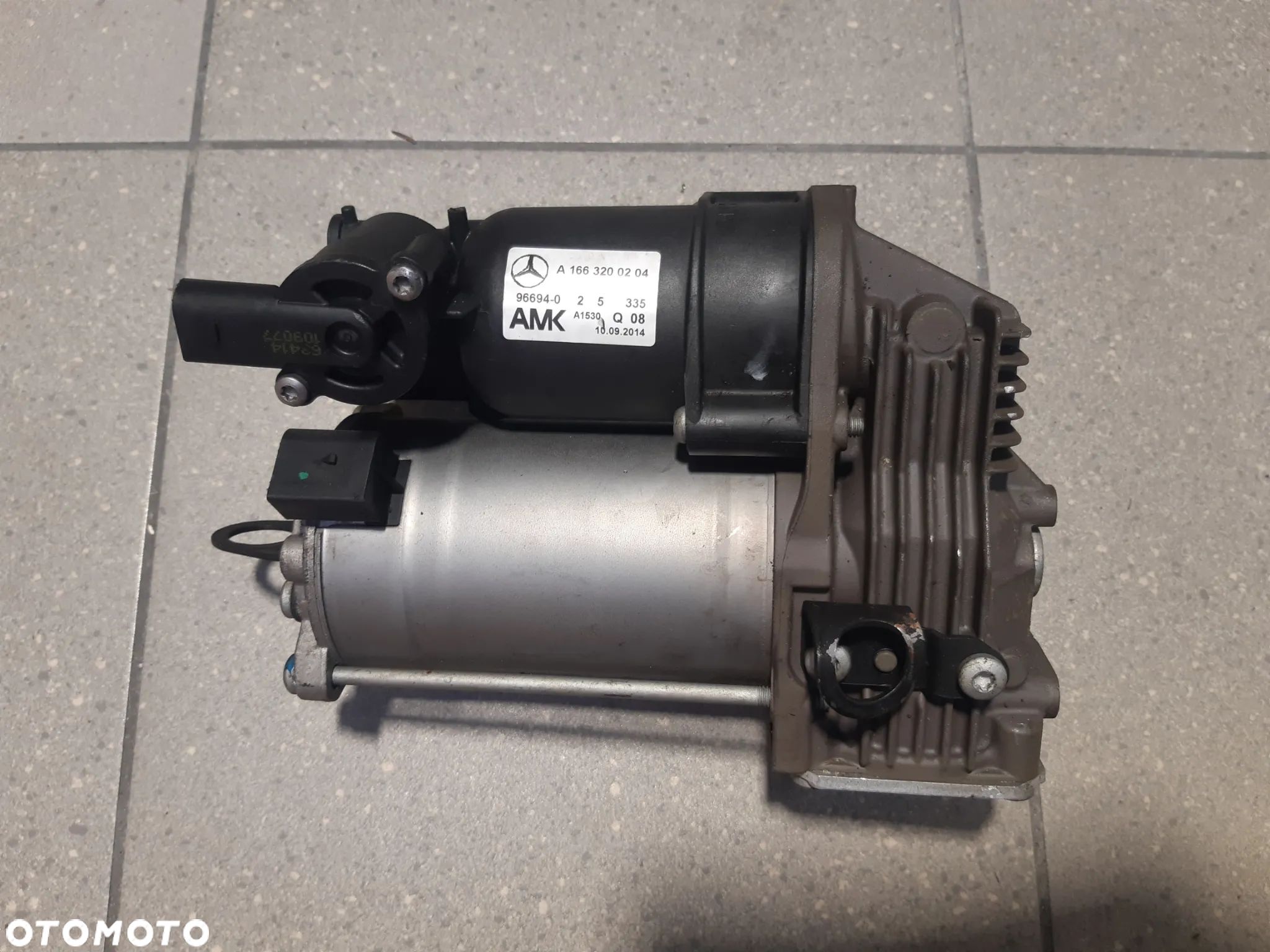 KOMPRESOR ZAWIESZENIA MERCEDES ML W166 A1663200204 - 1