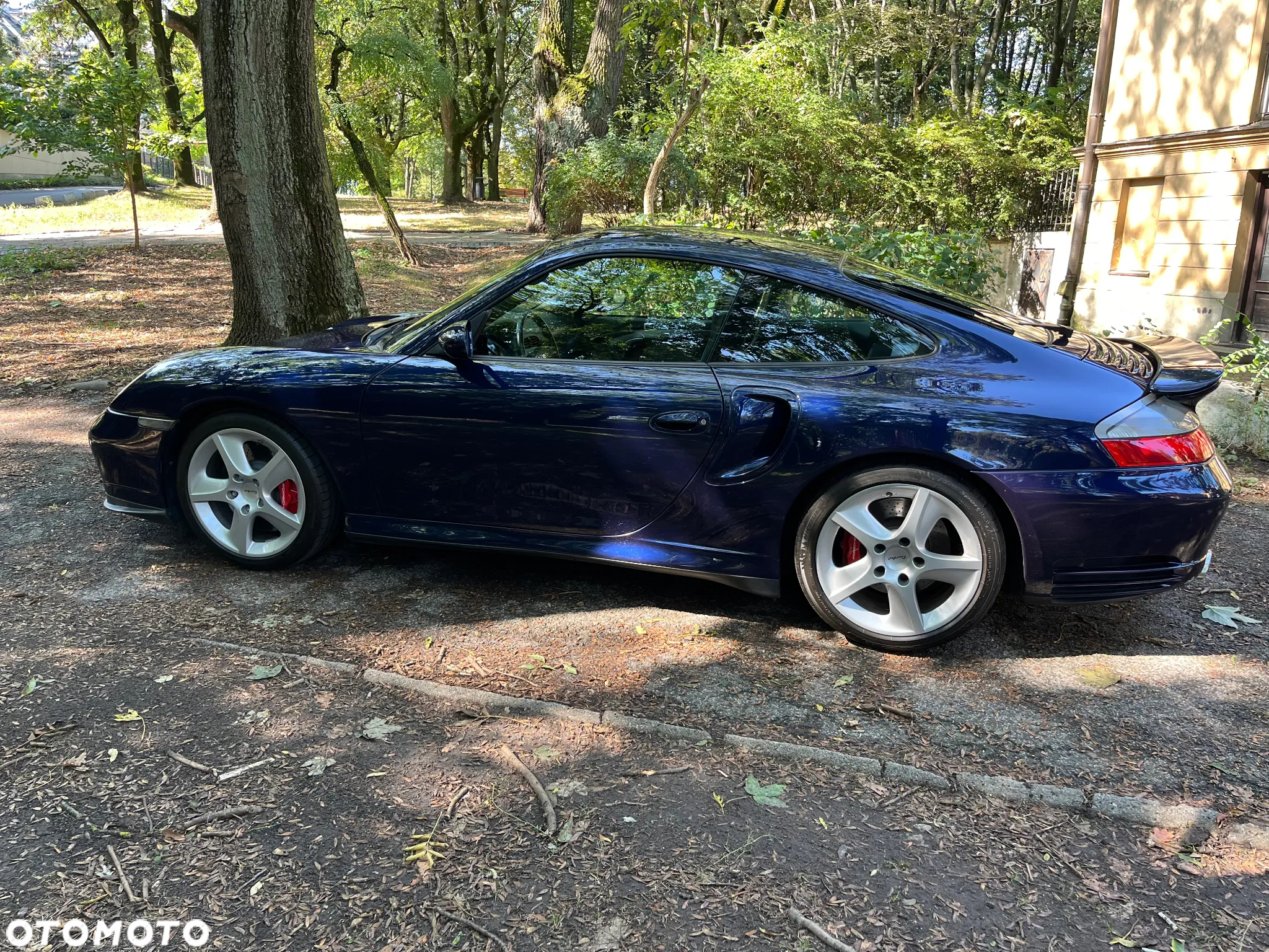 Porsche 911 Turbo - 2