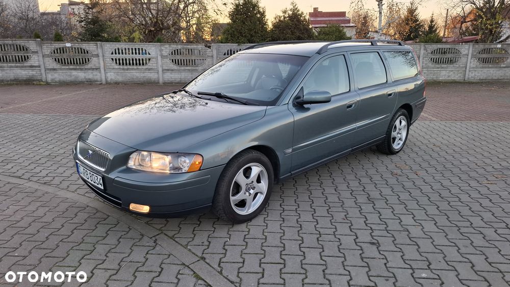 Volvo V70 2.4 Momentum - 22