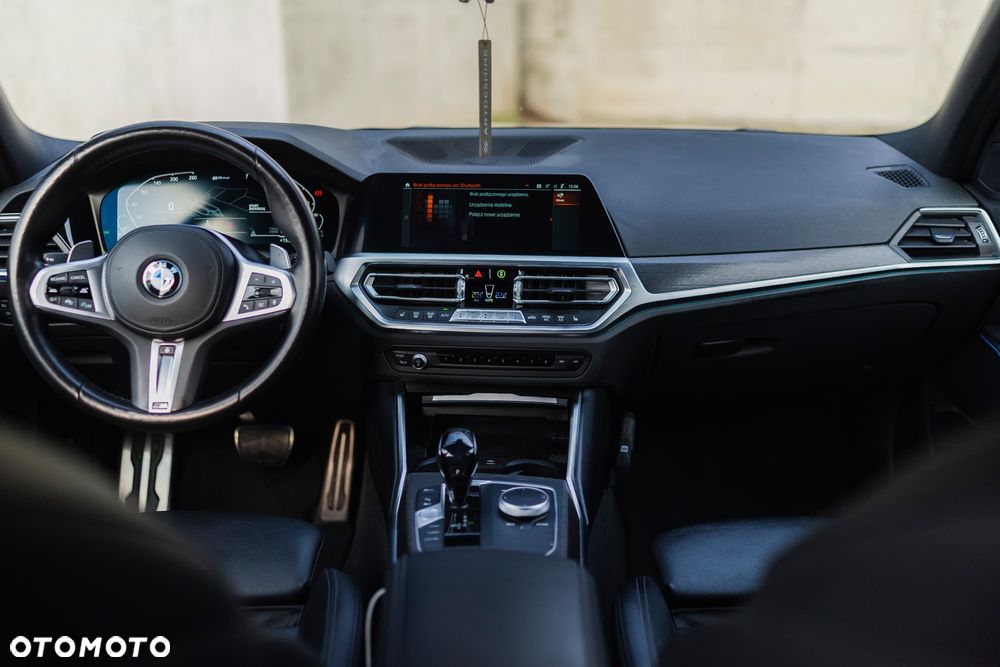 BMW Seria 3 330i Edition M Sport Shadow - 20