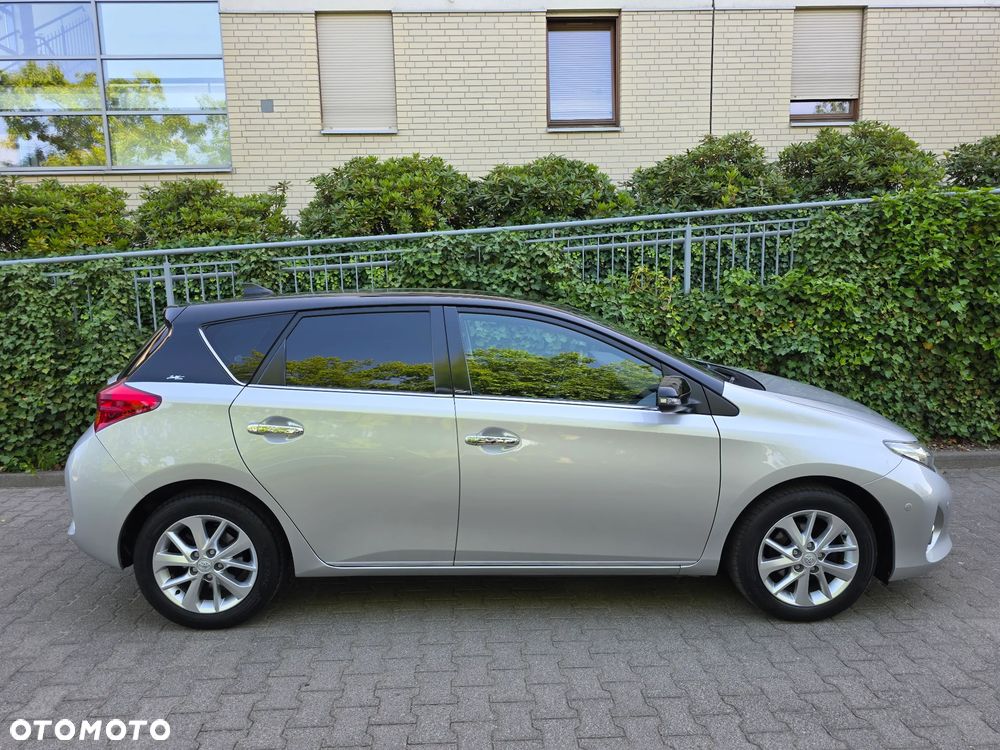 Toyota Auris - 8