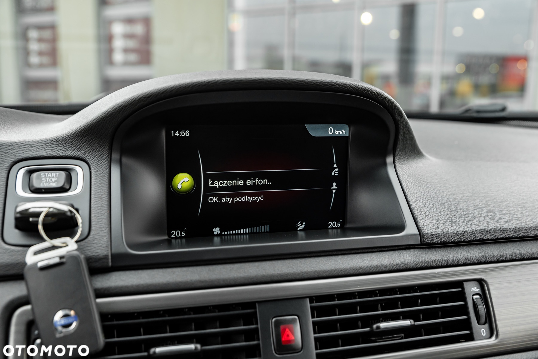 Volvo XC 70 - 35