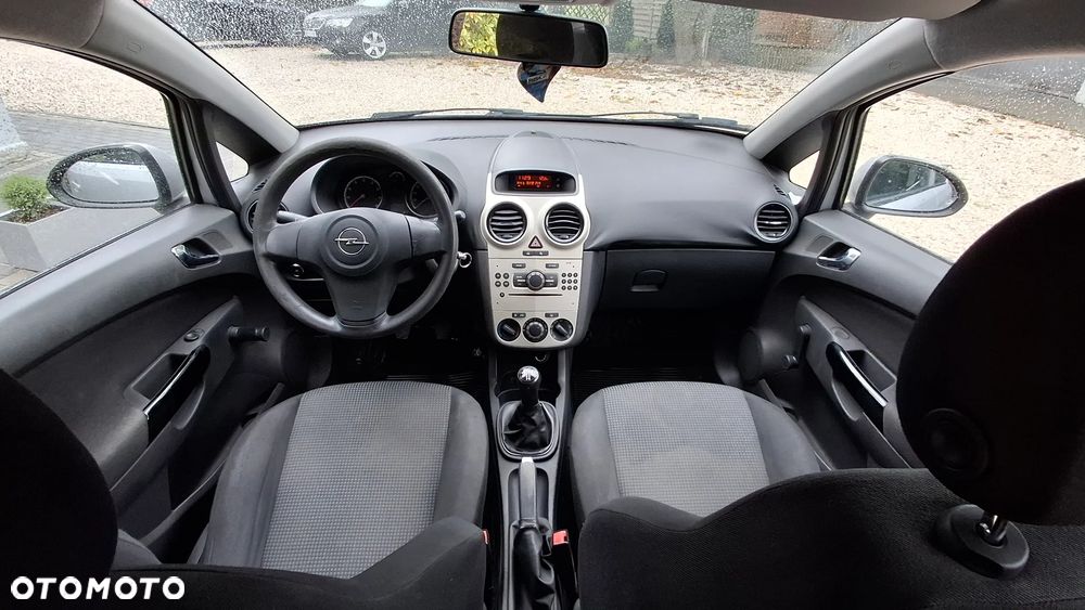 Opel Corsa 1.2 16V Essentia - 19