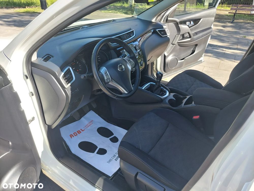 Nissan Qashqai 1.2 DIG-T N-Connecta - 15
