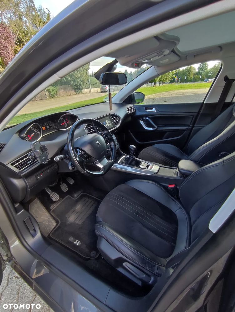 Peugeot 308 2.0 Blue HDi Allure S&S - 14