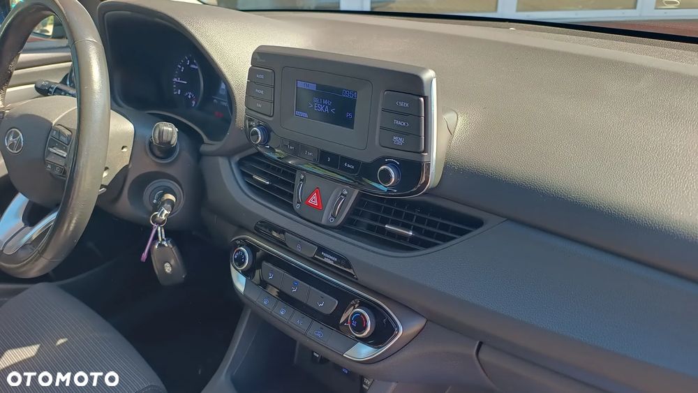 Hyundai i30 1.5 DPI Comfort - 23