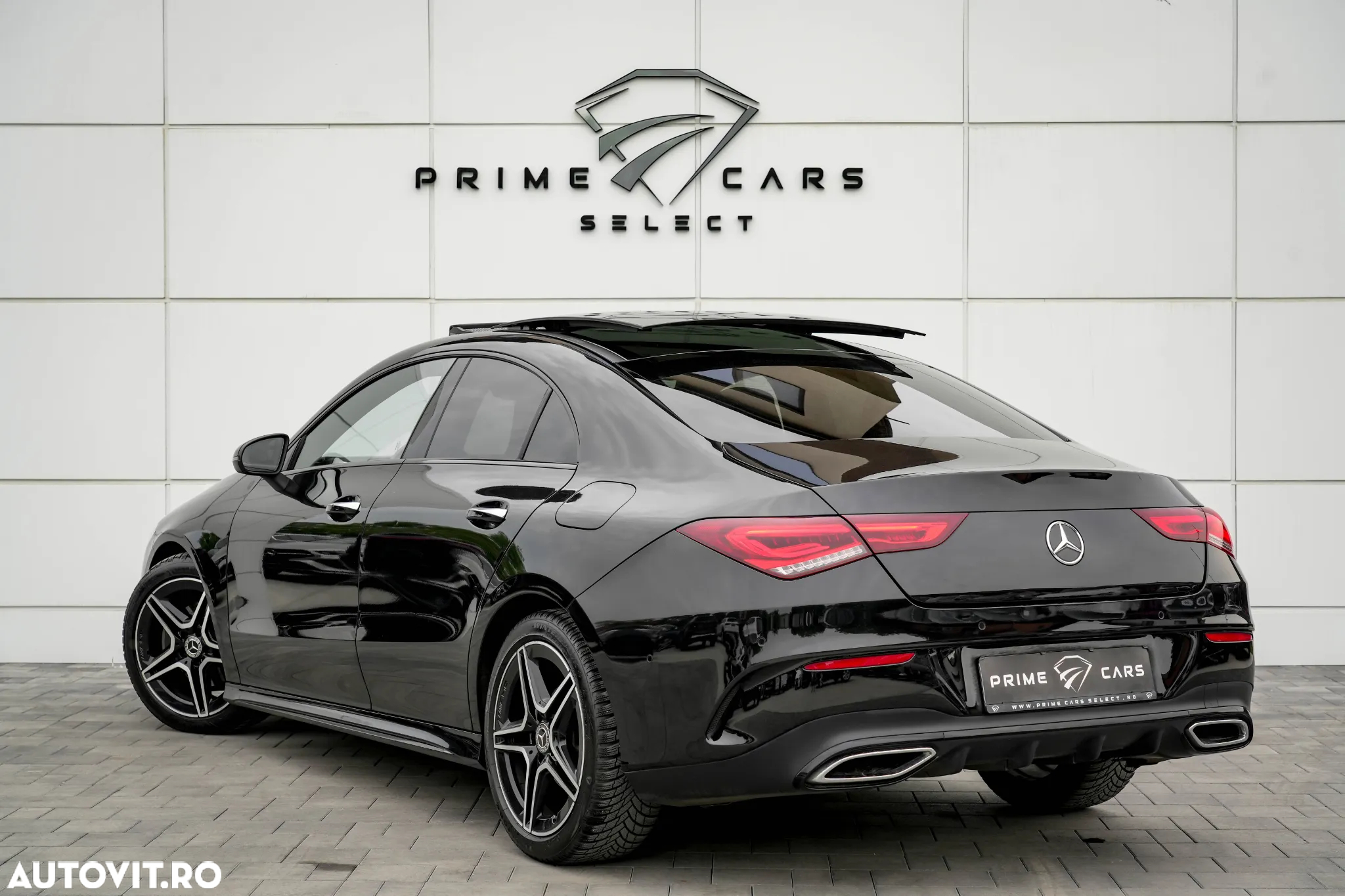 Mercedes-Benz CLA 180 7G-DCT AMG Line - 2