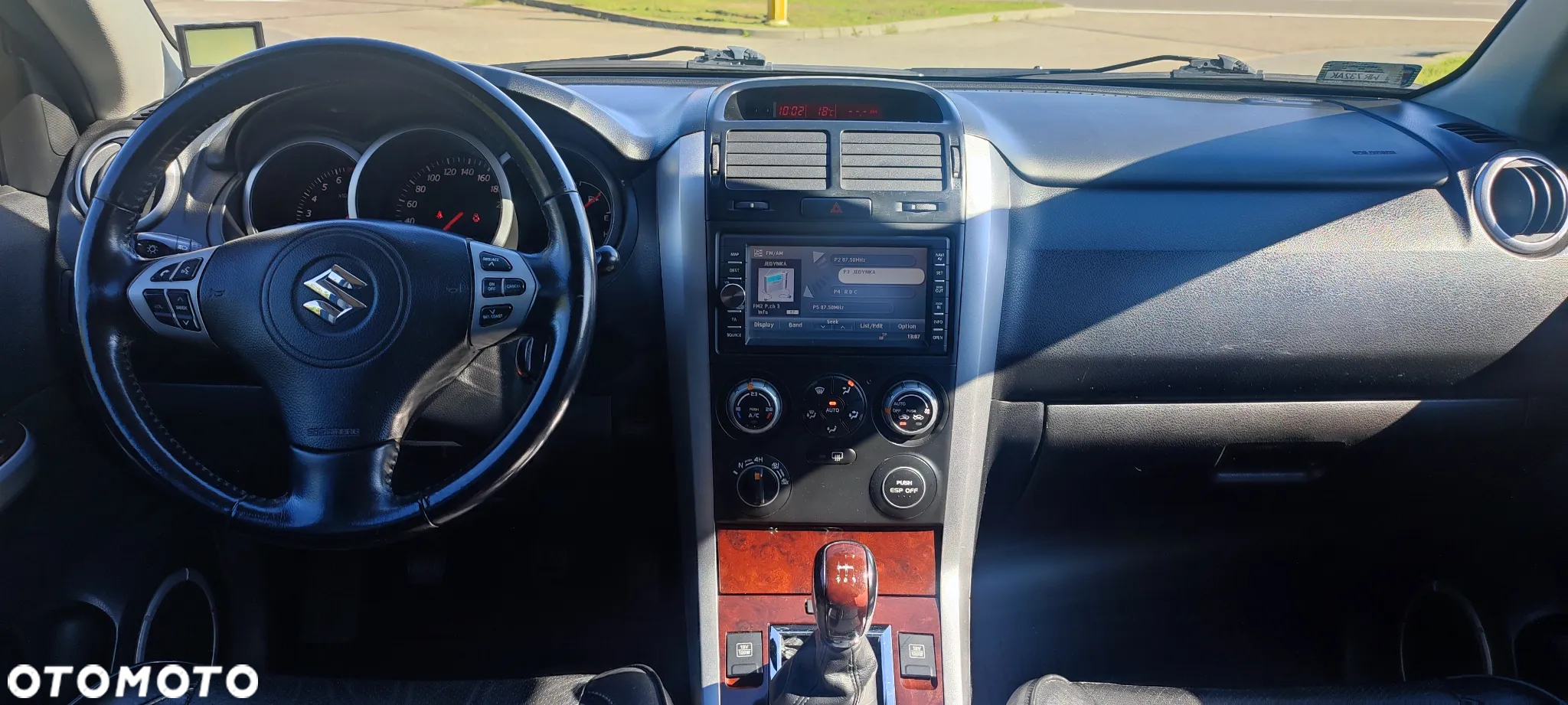 Suzuki Grand Vitara 2.0 De luxe - 37