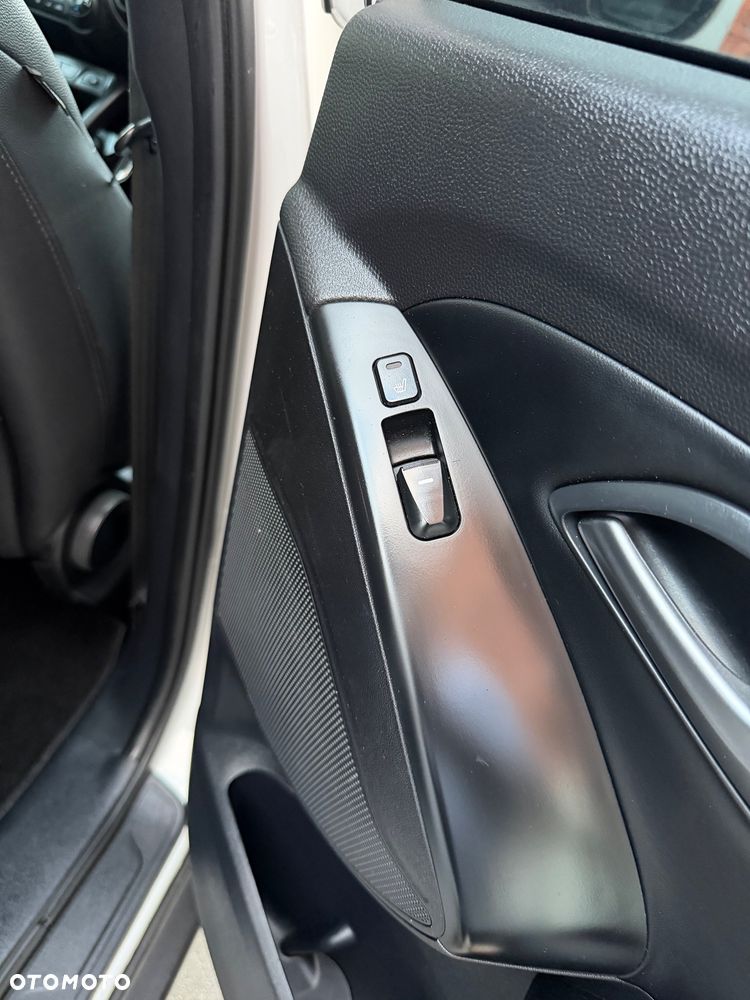Hyundai ix35 1.6 GDI Comfort 2WD - 40