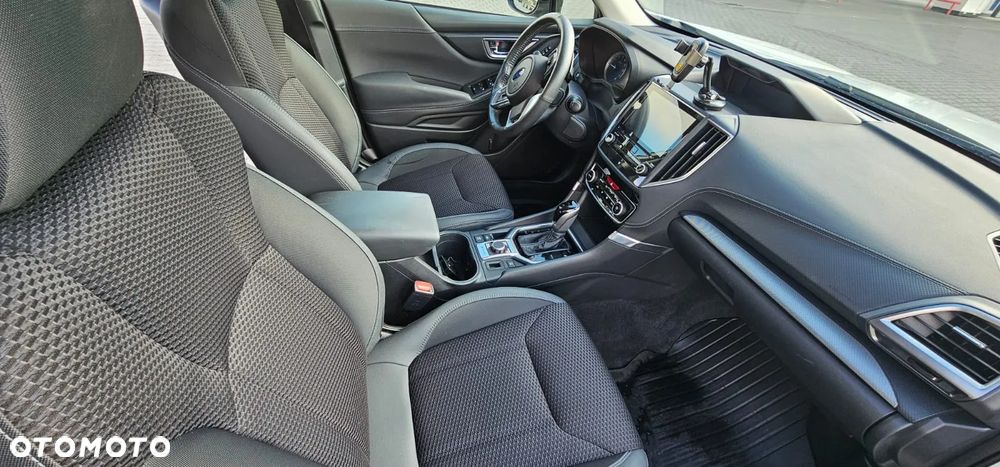 Subaru Forester 2.0 i Exclusive (EyeSight) Lineartronic - 8