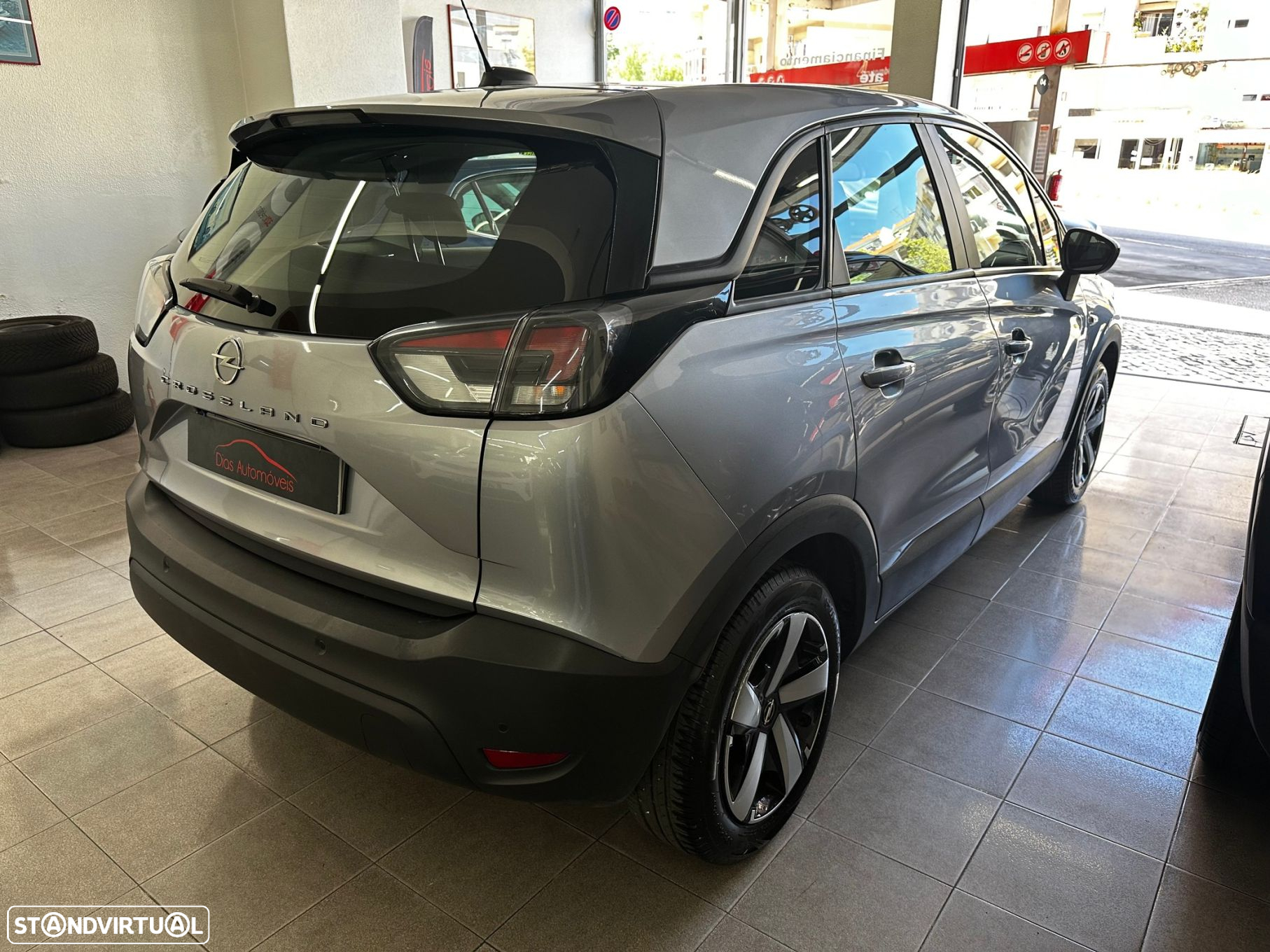 Opel Crossland 1.2 Business Edition - 11