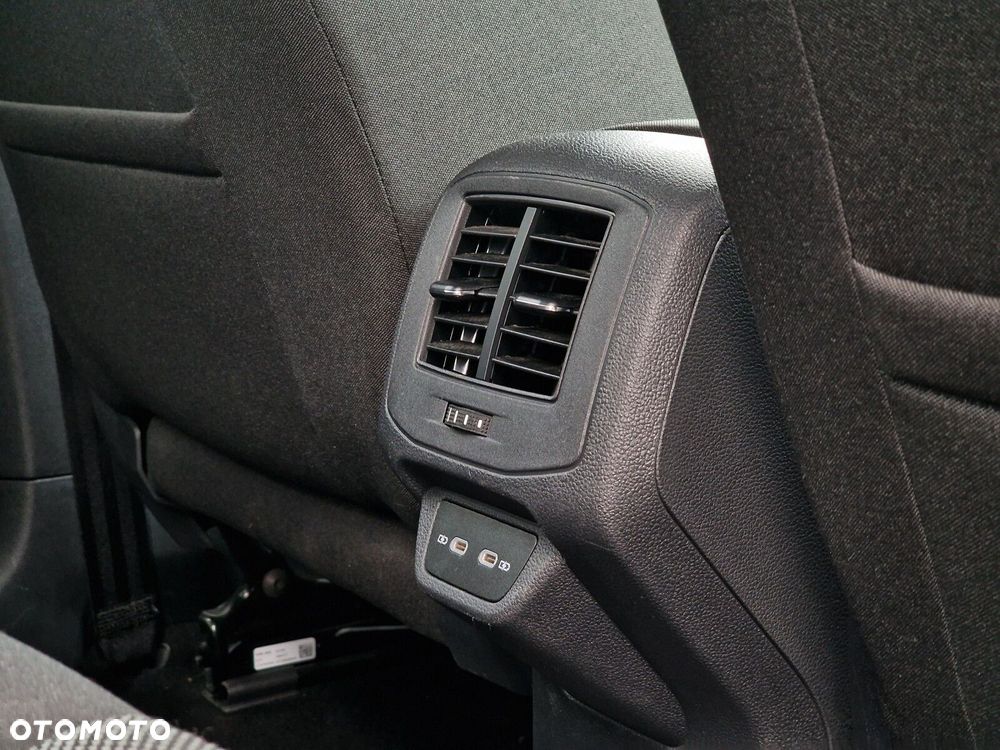 Volkswagen T-Roc 1.5 TSI Life DSG - 17