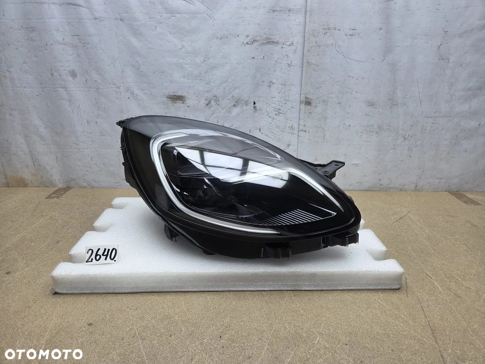 Ford Puma Mk ll 2 od 19r L1TB13E014LB lampa prawy przód Full Led - 1