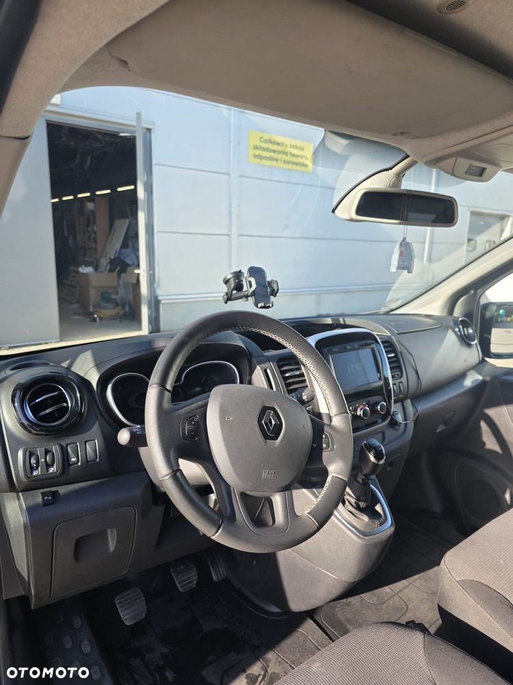 Renault Trafic - 17
