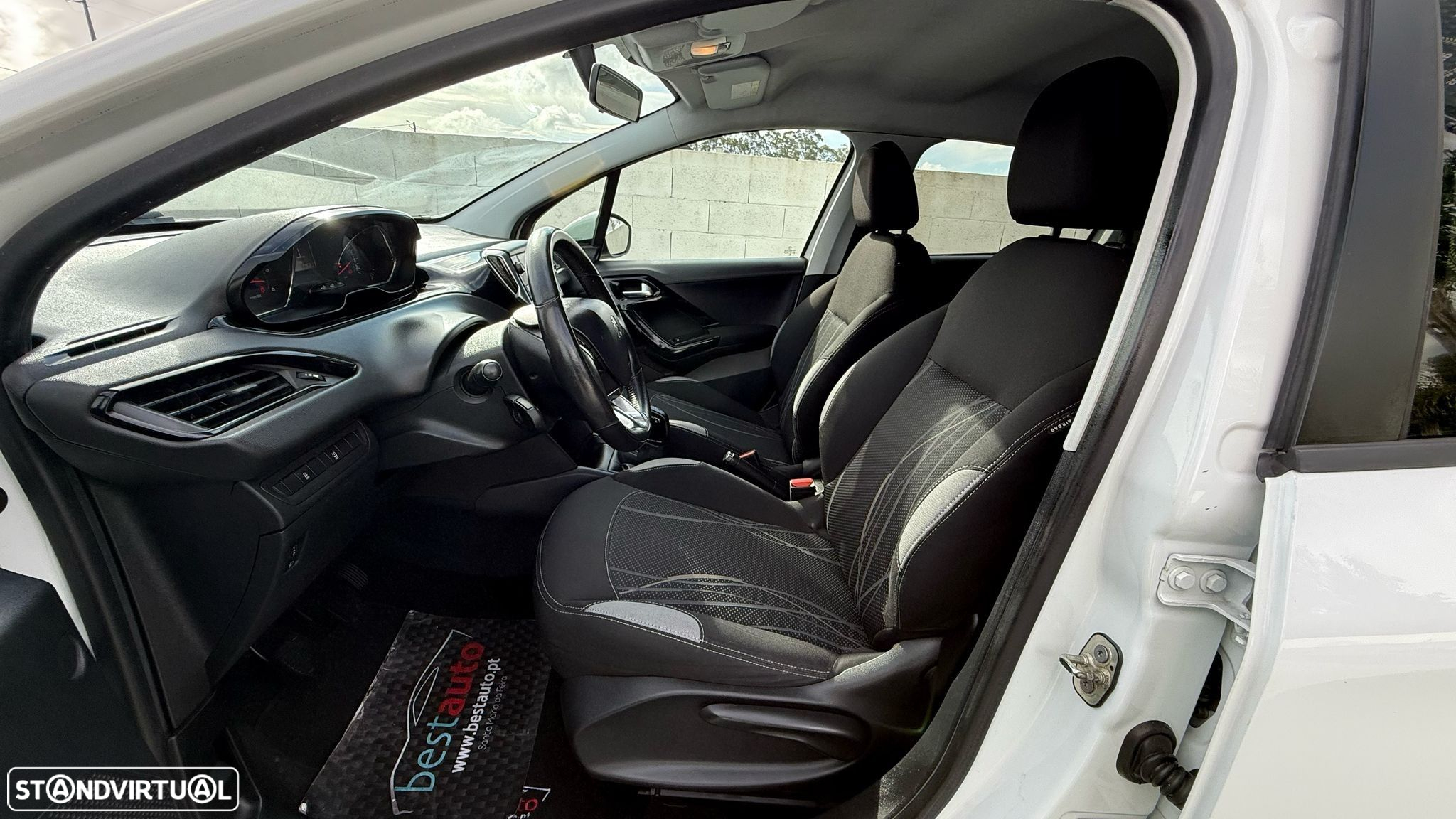 Peugeot 208 1.4 HDi Active - 15