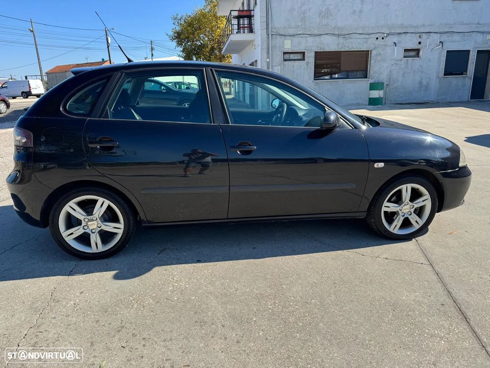 SEAT Ibiza - 4