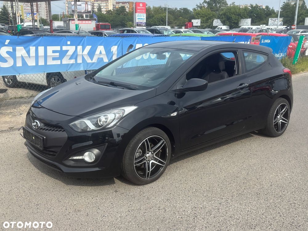 Hyundai i30 1.4 Classic + - 12
