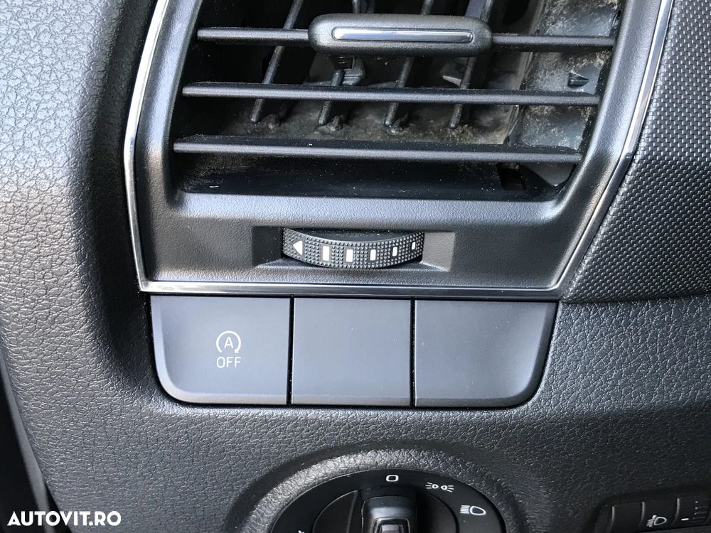 Skoda Fabia 1.0 TSI Ambition - 25