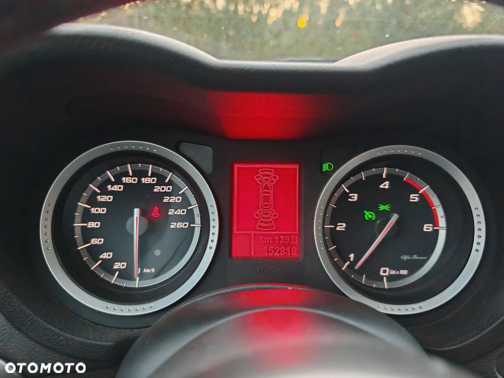Alfa Romeo 159 2.0JTDM Sport - 12