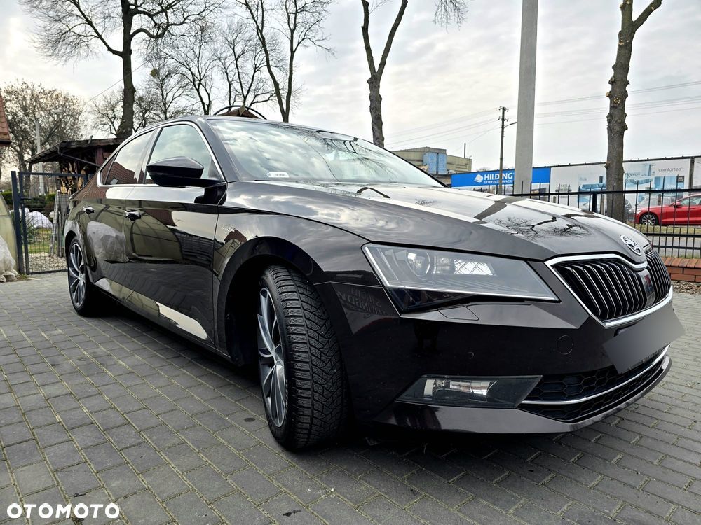 Skoda Superb 2.0 TDI L&K DSG - 1