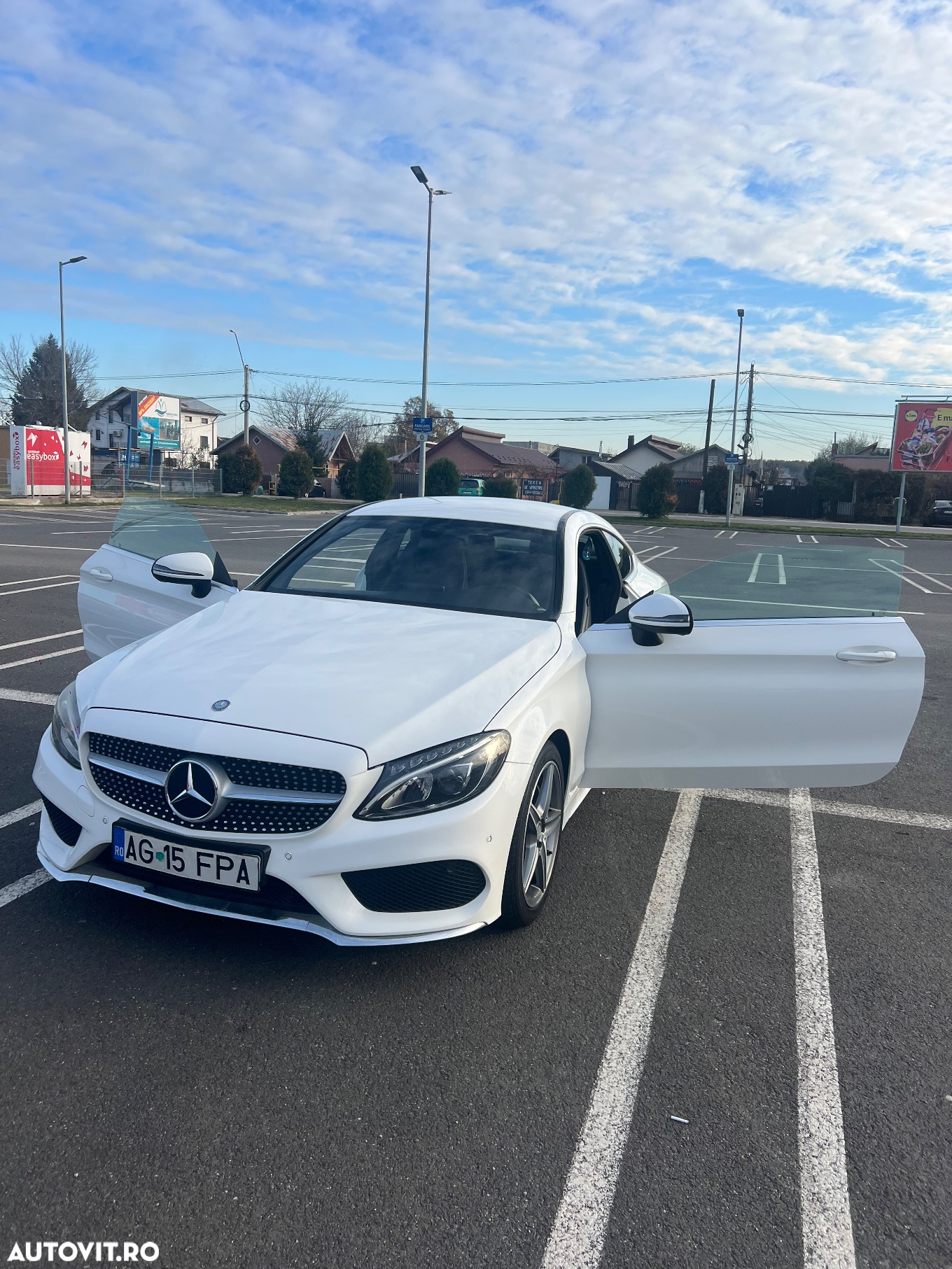 Mercedes-Benz C - 12