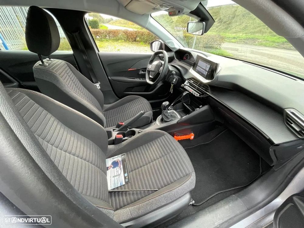 Peugeot 208 1.2 PureTech Active - 12