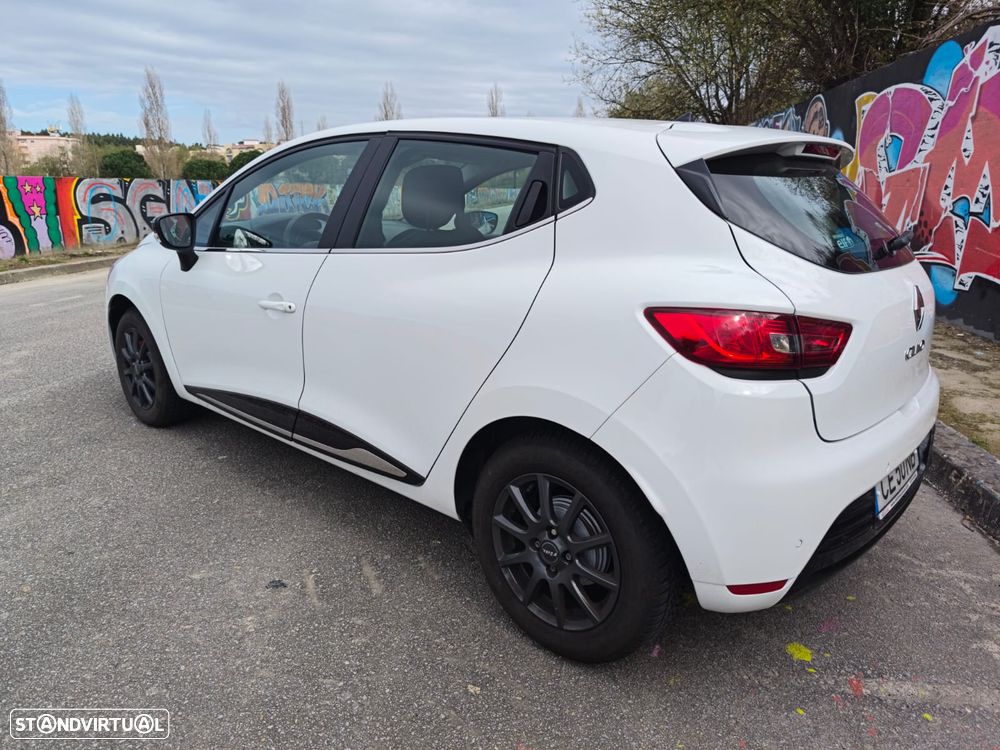 Renault Clio 0.9 TCe Limited Bi-Fuel - 22