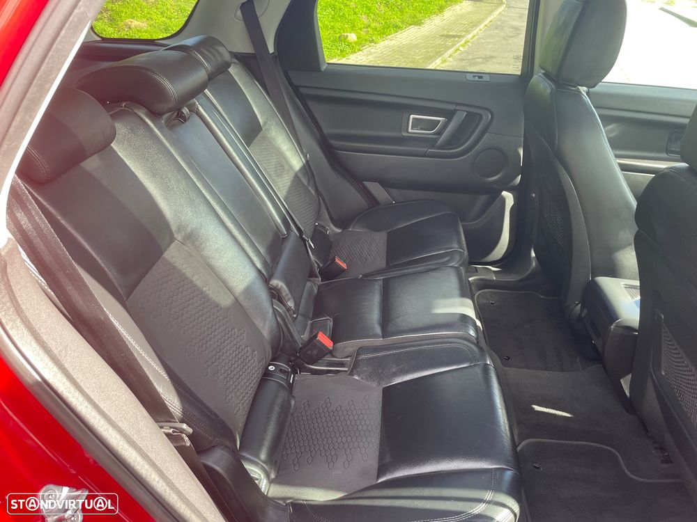 Land Rover Discovery Sport 2.0 eD4 HSE Luxury - 18