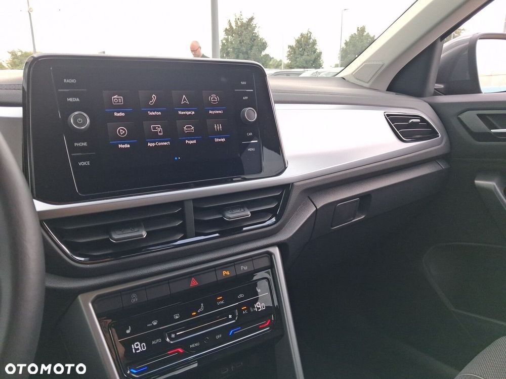 Volkswagen T-Roc 1.5 TSI Life - 16