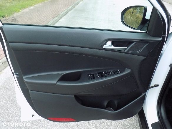 Hyundai Tucson 1.6 Turbo 2WD Navi - 36