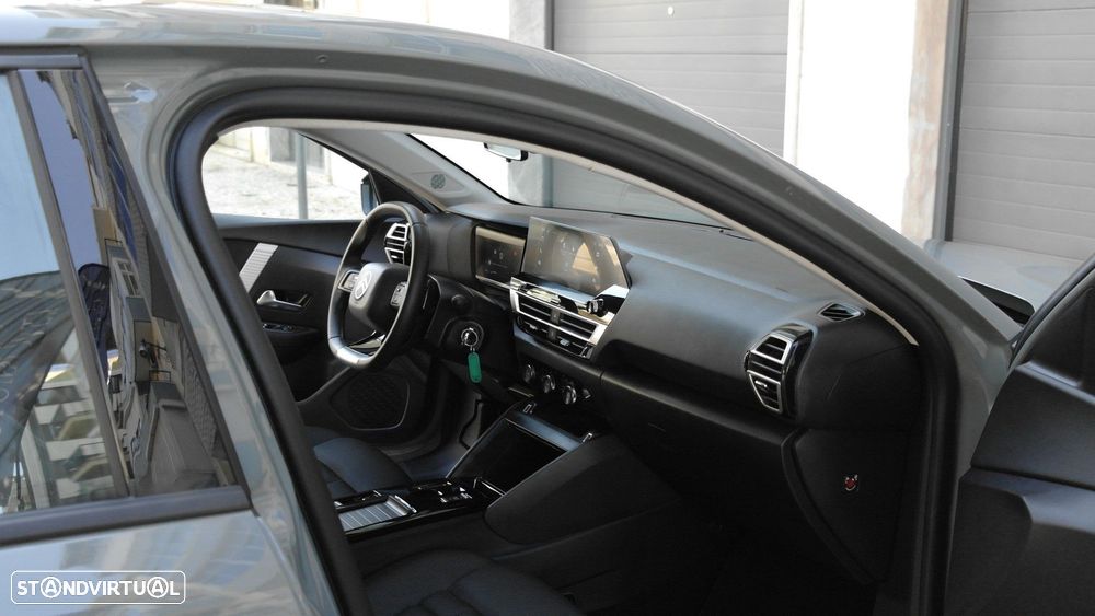 Citroën C4 1.2 Hybrid Plus e-DSC6 - 23