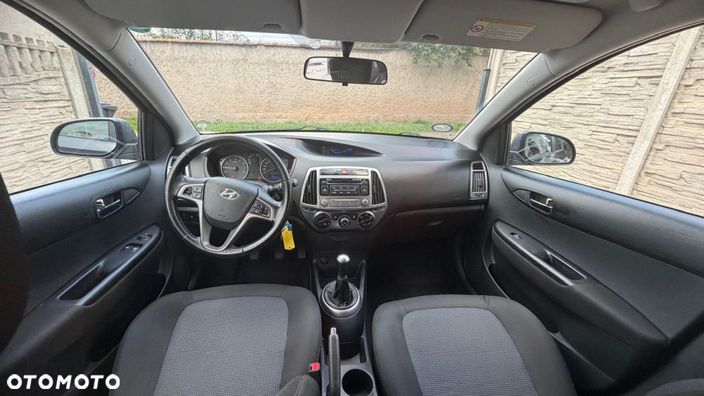 Hyundai i20 - 23