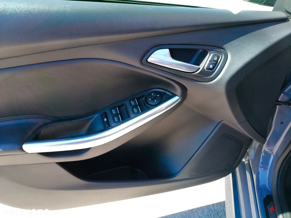 Ford Focus 2.0 EcoBoost ST mit Leder-Exclusiv-Paket - 13