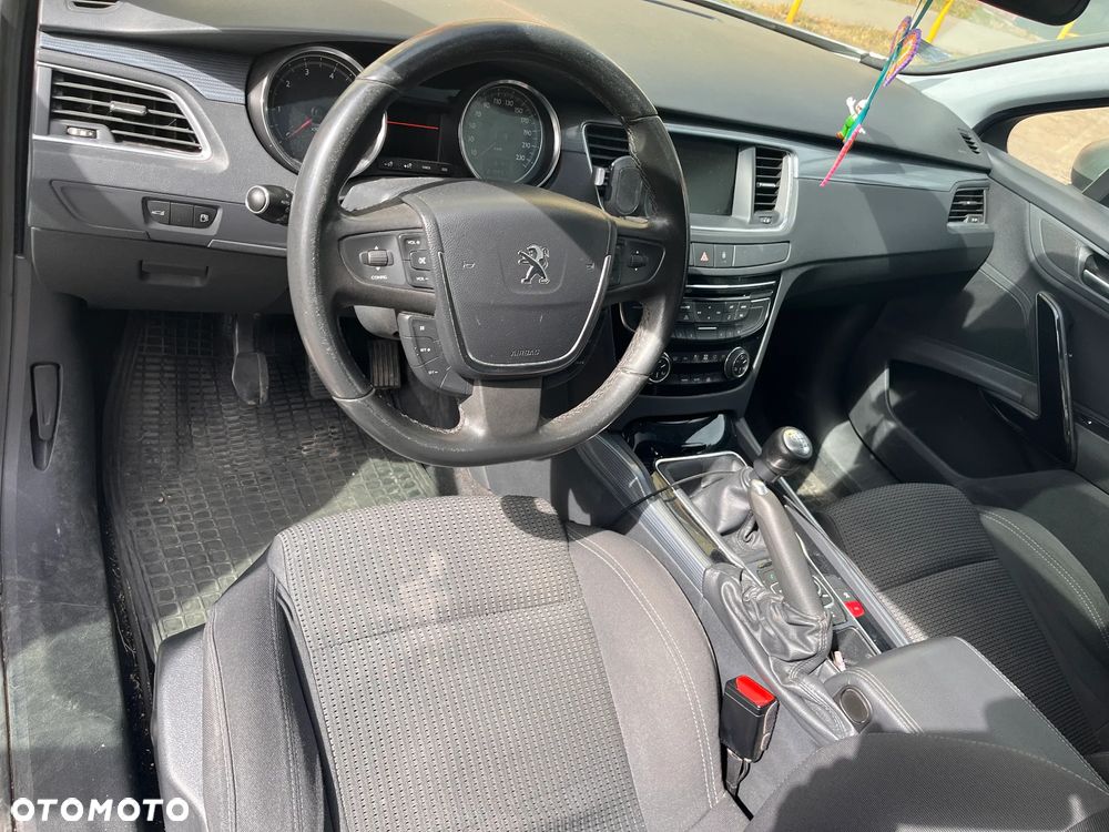 Peugeot 508 1.6 T Allure - 5