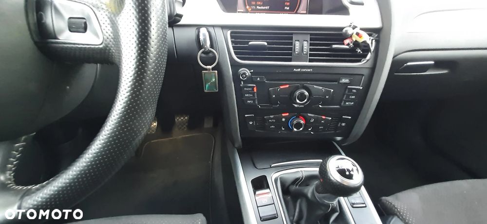 Audi A4 Limousine - 26