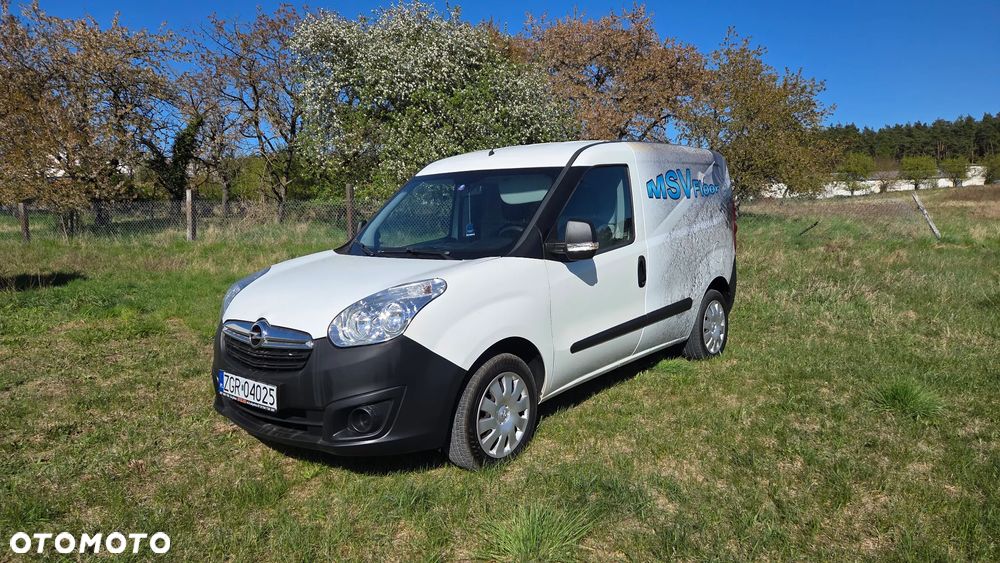 Opel Combo - 1