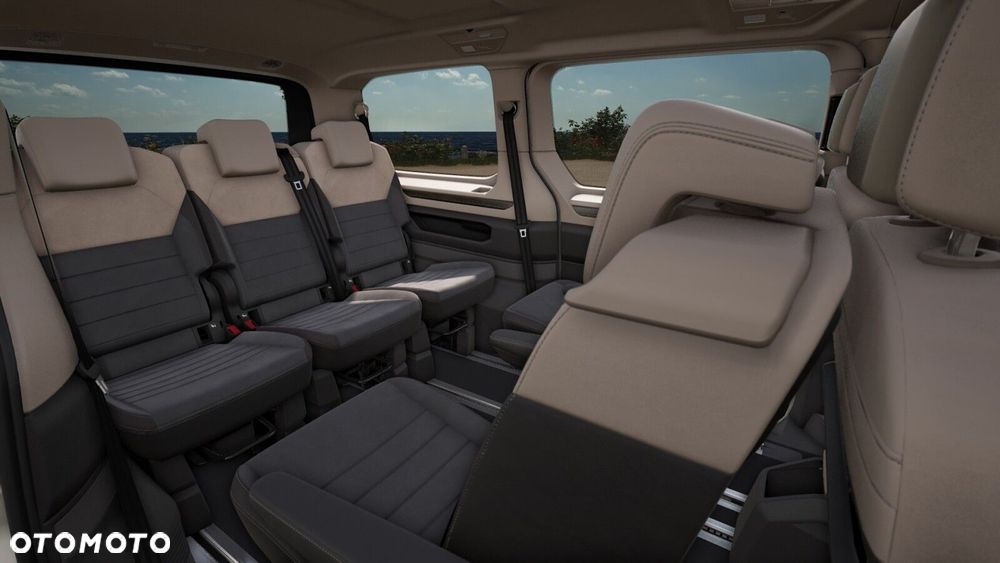 Volkswagen Multivan - 16