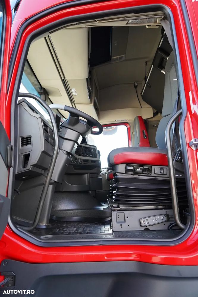 Volvo FH 500 / SISTEM HIDRAULIC / I-SHIFT / DOUĂ REZERVORE DE COMBUSTIBIL - - 24