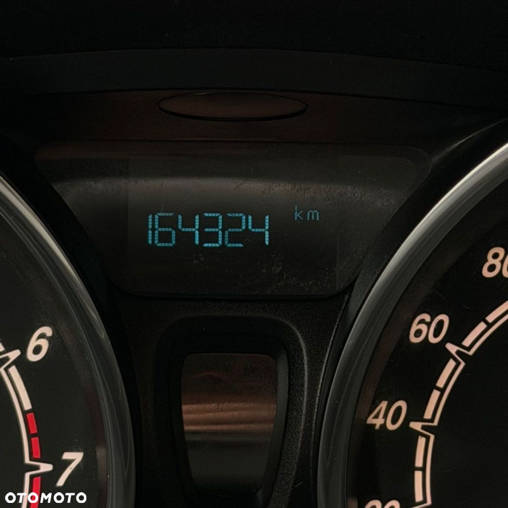 Ford Fiesta - 33